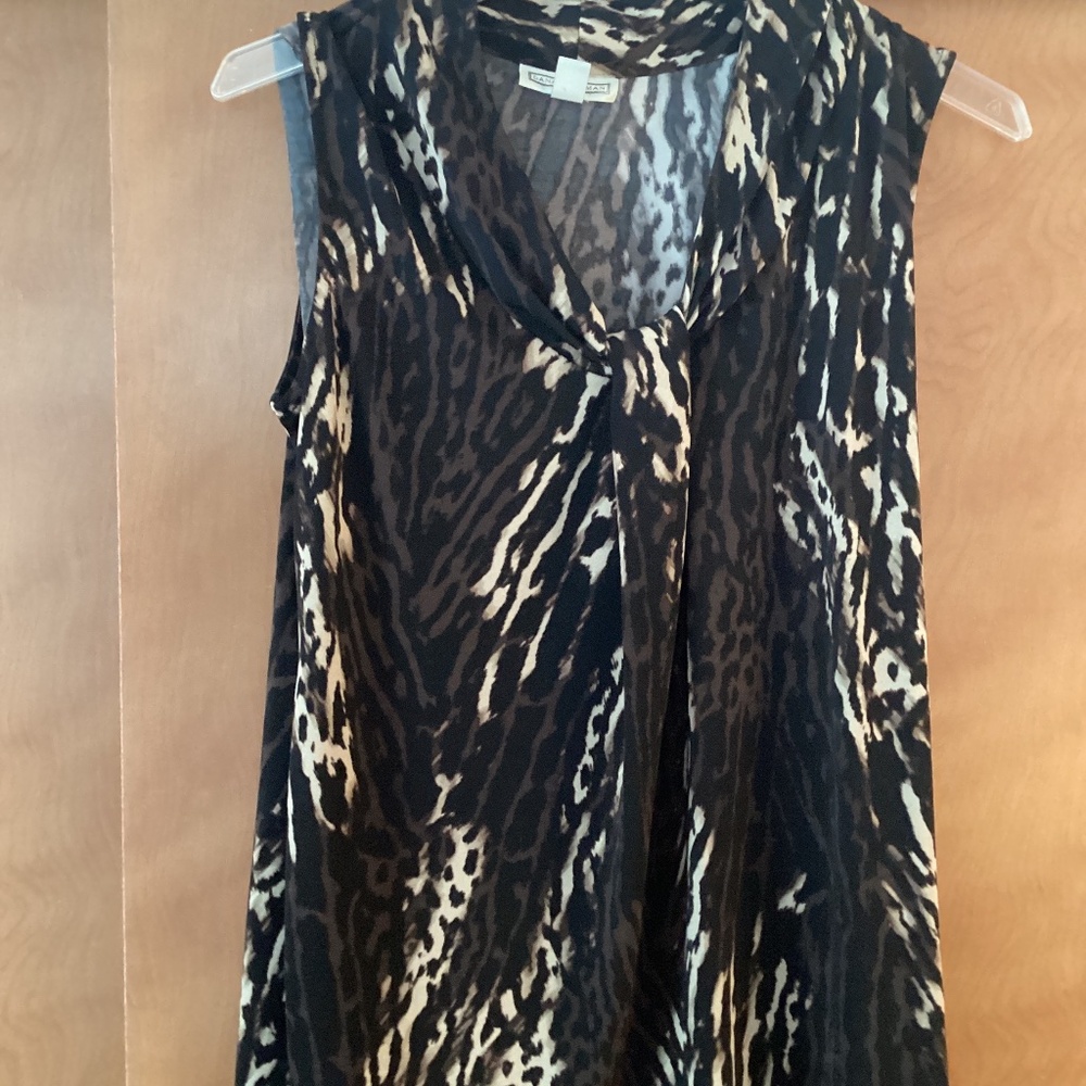 Dana Bachman Women!s Animal Print V Neck Shirt Top Size M
